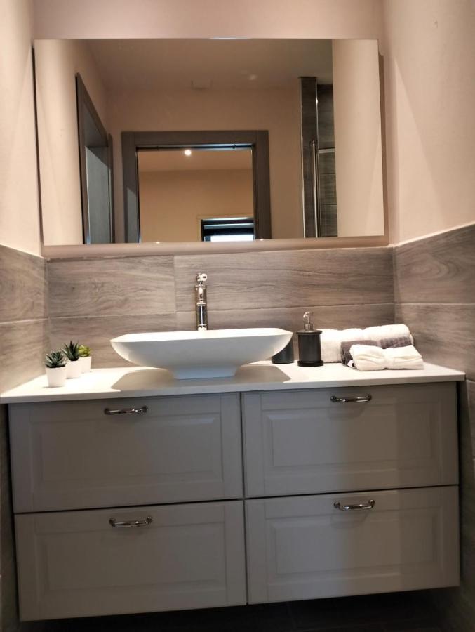 Crisa Apartment Parma Kültér fotó